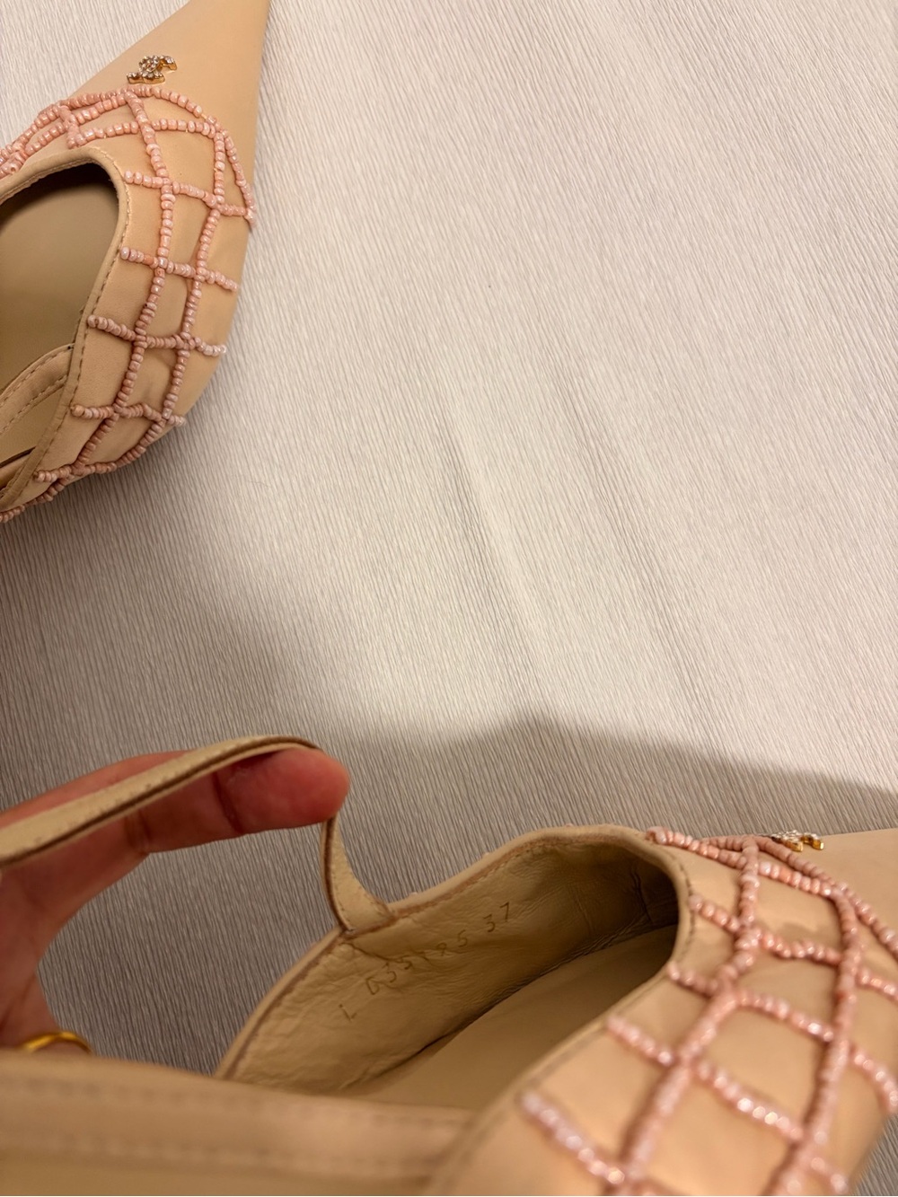 CHANEL Nude Pink Quilted Slingback Satin Pointed-Toe Heels EU-37C, US-6.5-7 - Picture 7 of 7